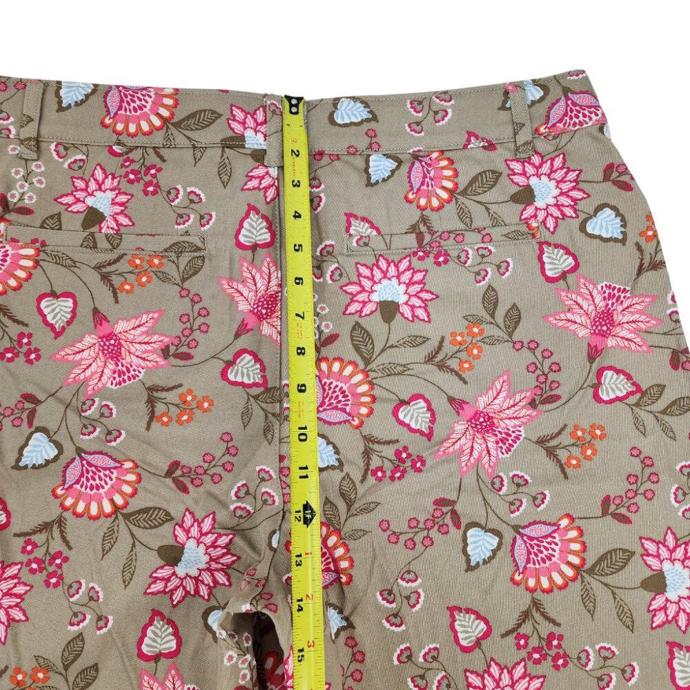 New St Johns Bay Womens 16 36x11 Mid Rise Floral Secretly Slender Bermuda Shorts - Picture 10 of 15